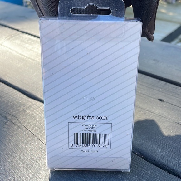 Bat Shi* Crazy Wine Stopper New - Picture 8 of 8